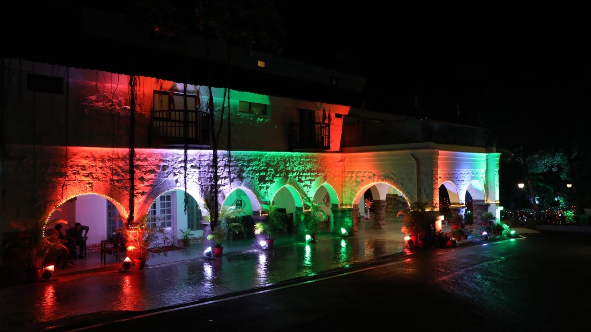 Independence Day: Temples and historical places of Madhya Pradesh painted in the colors of independence