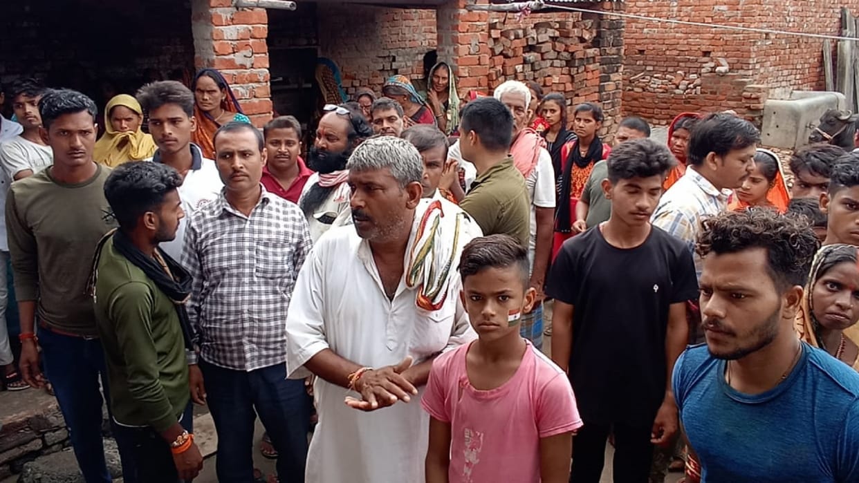 woman gave poison to three children in Ghazipur one died two in critical condition