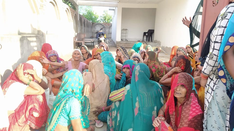 Fight between two sides in Shikohabad youth died