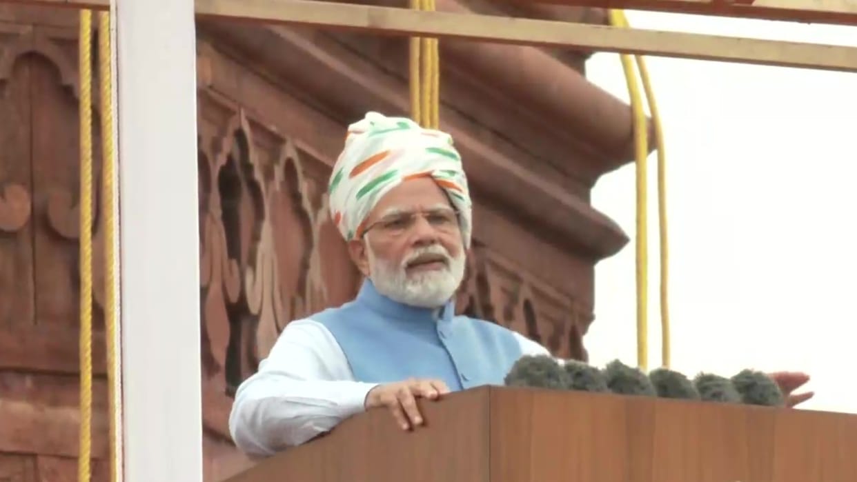 Independence Day 2022 pm modi said jai jawan jai kisan jai vigyan and jai anusandhan from Red fort