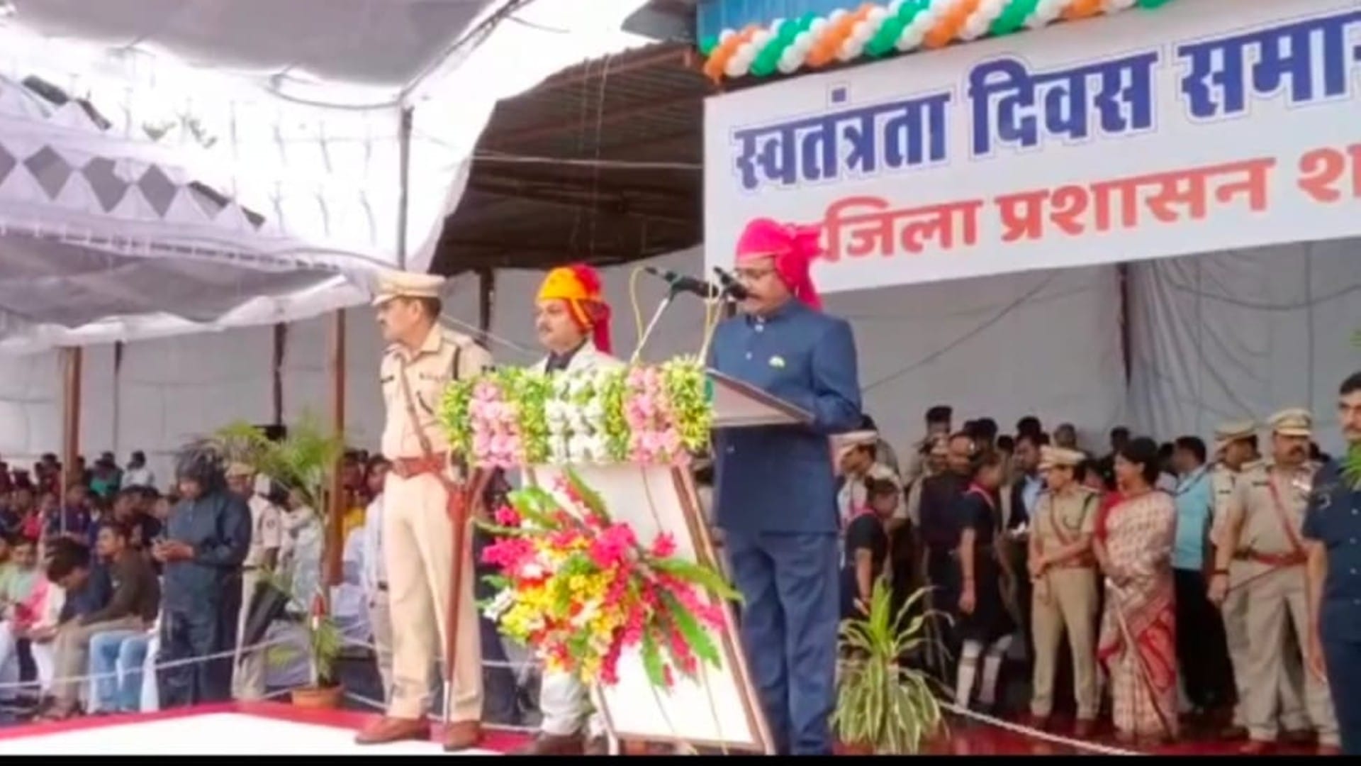 Tricolor hoisted on the nectar festival of independence in Madhya Pradesh, see the pictures of the festival
