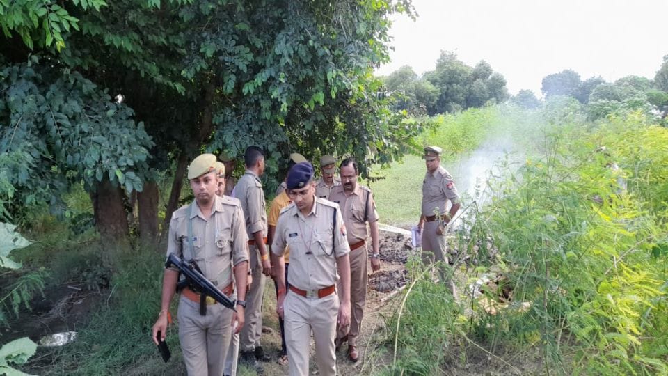 Husband and pregnant wife died in suspicious circumstances in Agra