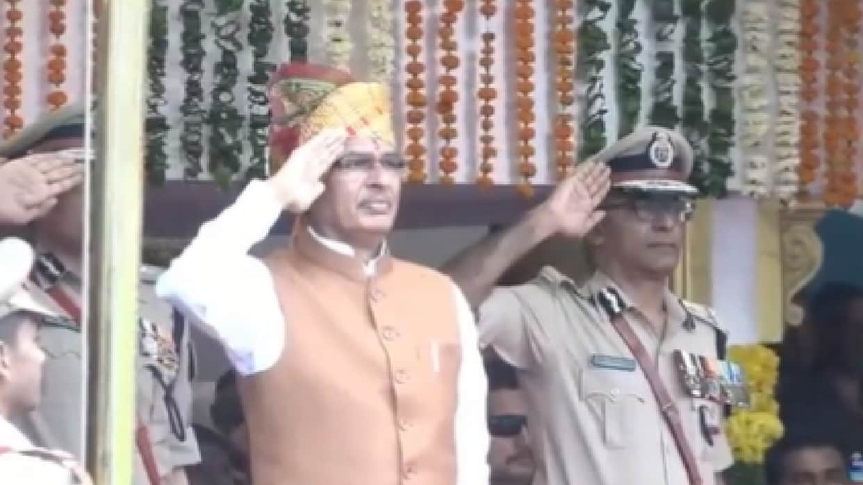 CM Shivraj hoisted the tricolor in Bhopal, Kamal Nath celebrated independence in the party office