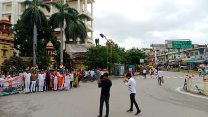Azadi ka Amrit Mahotsav Independence Day 2022 varanasi  stopped for 52 seconds Jana Gana Mana