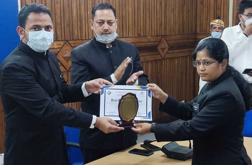29 officers and personnel honored for doing excellent work in elections