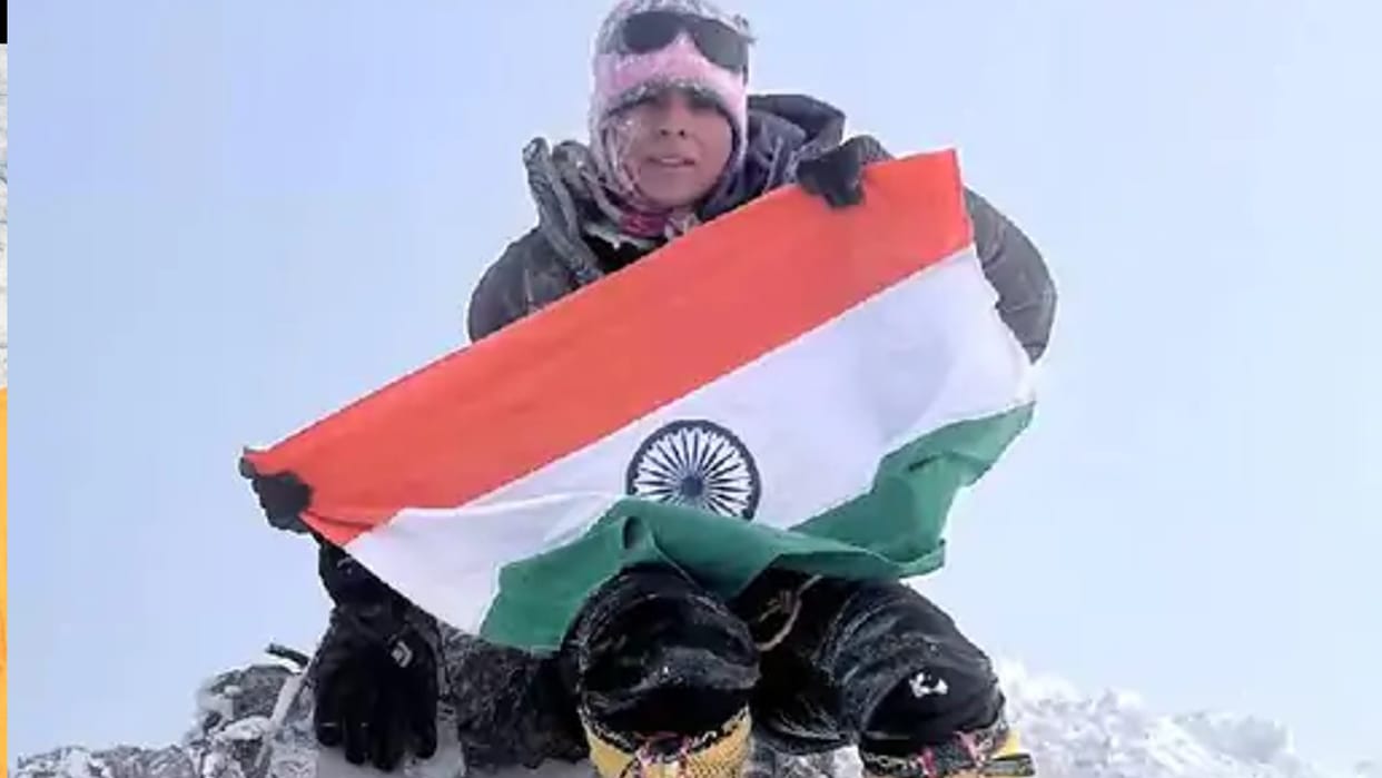 The daughter of Madhya Pradesh hoisted the tricolor on the highest peak of Europe