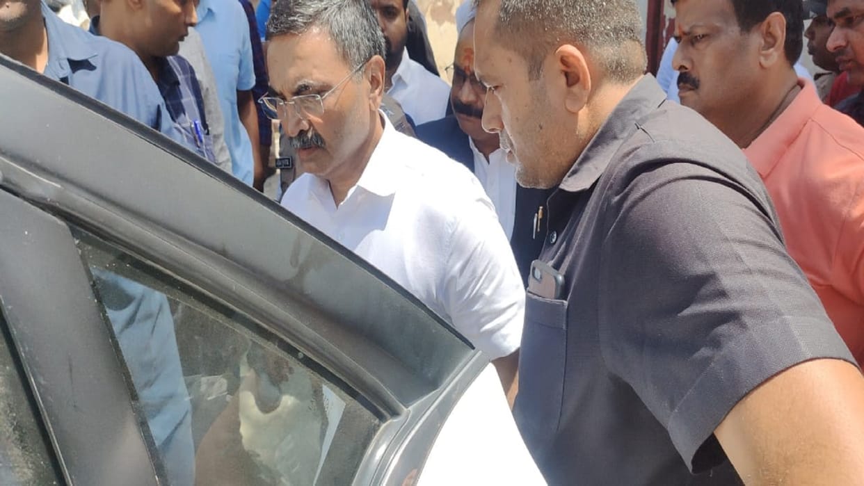 Brijesh reached Ghazipur court did not cross-examine got this next date