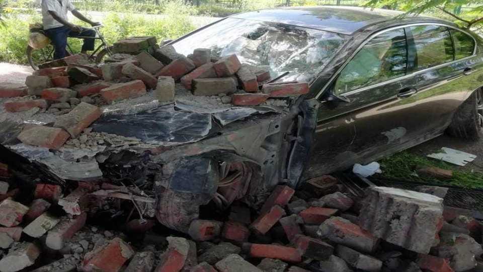 High speed BMW car rammed into school wall in Chandigarh