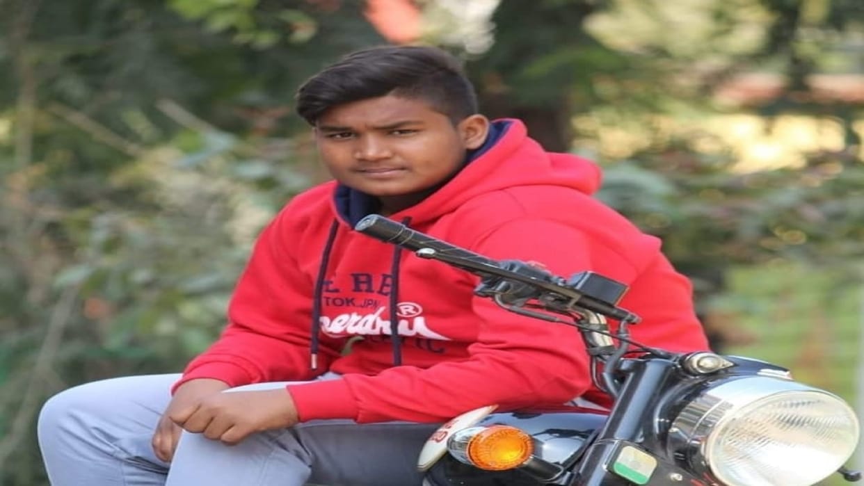 Student returning from Amrit Mahotsav rally was brutally crushed by pickup in varanasi