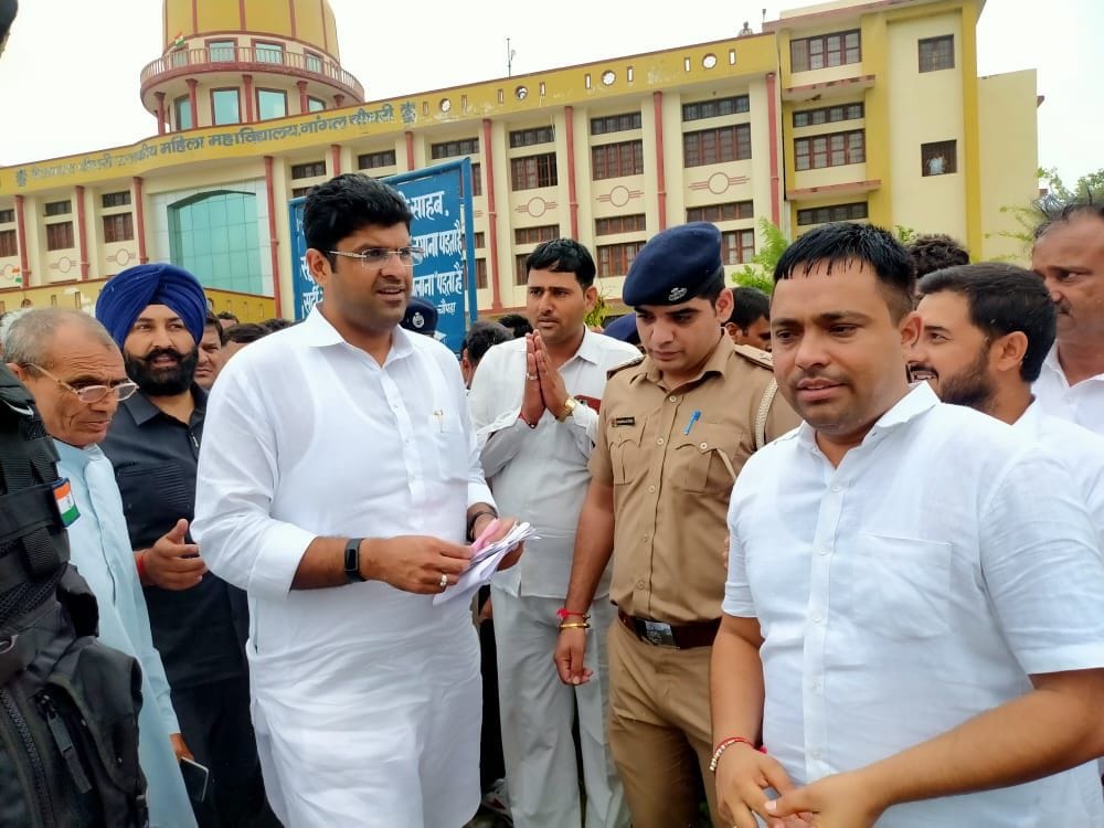 No worries about alliance staying or breaking: Dushyant Chautala