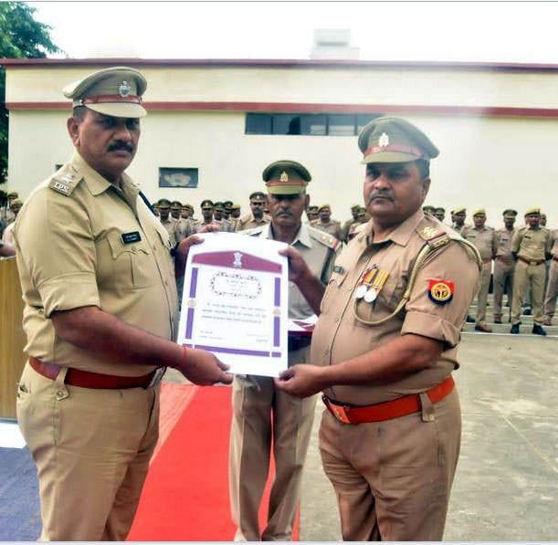 Hathras: Kotwal Ashok Kumar received President's Medal
