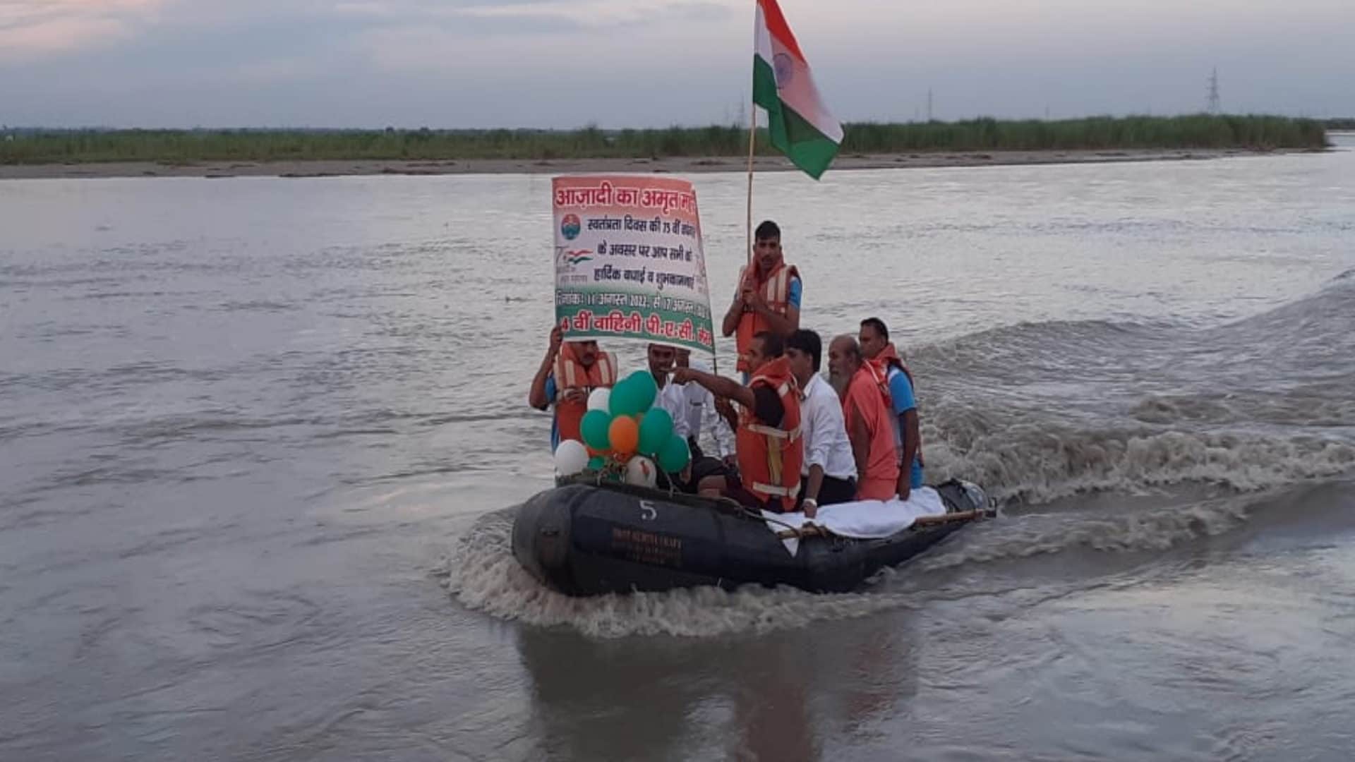 Ganga Maha Aarti started today in the historical city Hastinapur in Meerut