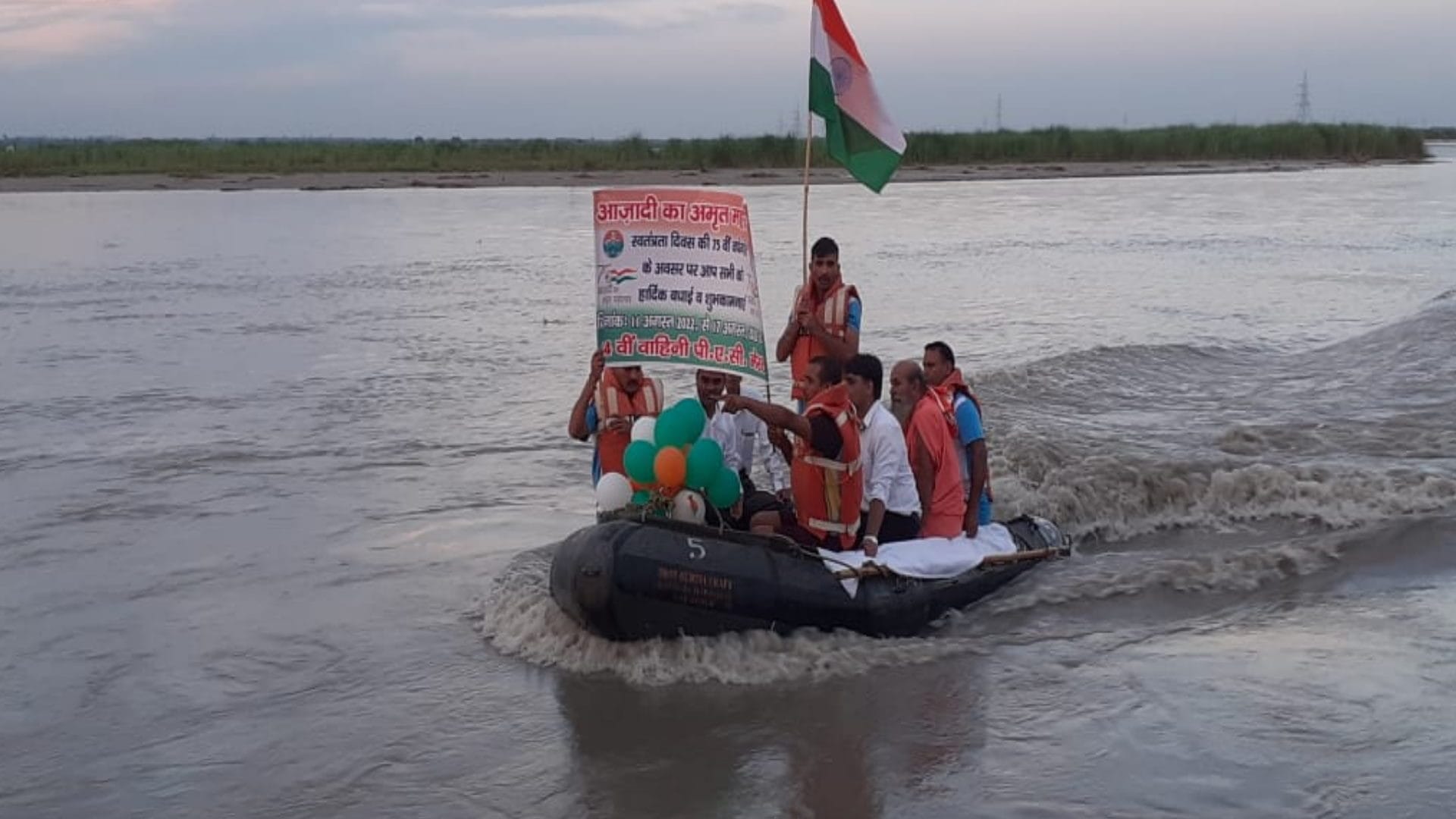 Ganga Maha Aarti started today in the historical city Hastinapur in Meerut