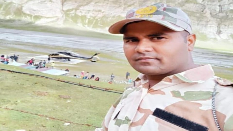 Itbp Constable Amit Kumar Dies In Pahalgam Bus Accident
