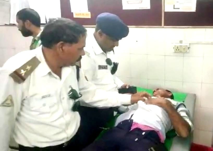 TSI slaps SI in Etawah, SSP gave instructions for investigation