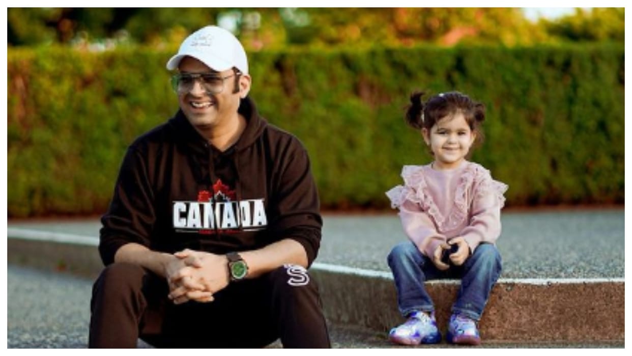 King Of Comedy Kapil Sharma share a cute photo with daughter Anayra Sharma says  My little world