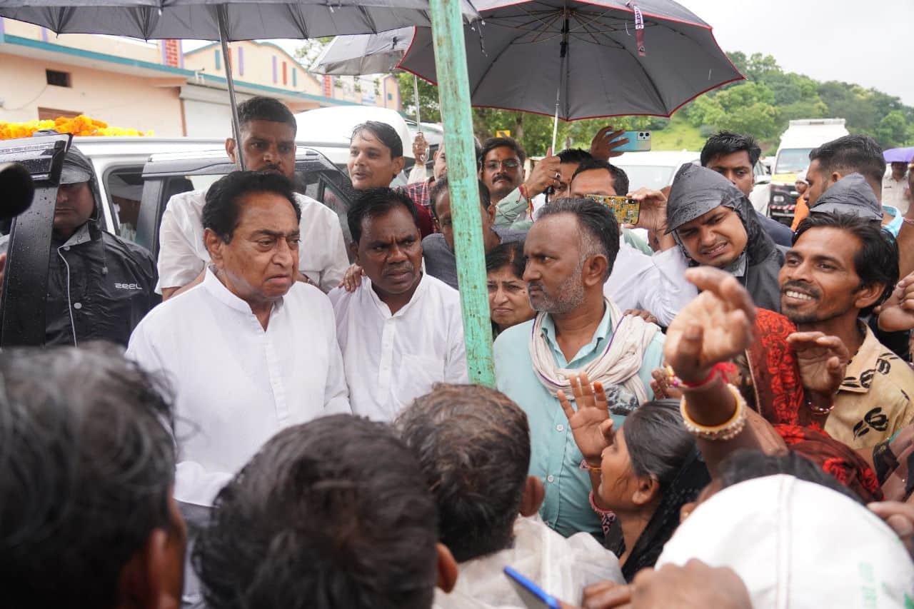 Mp news: Kamal Nath, who came to see the damaged Karam dam, made a big allegation on the government, villagers