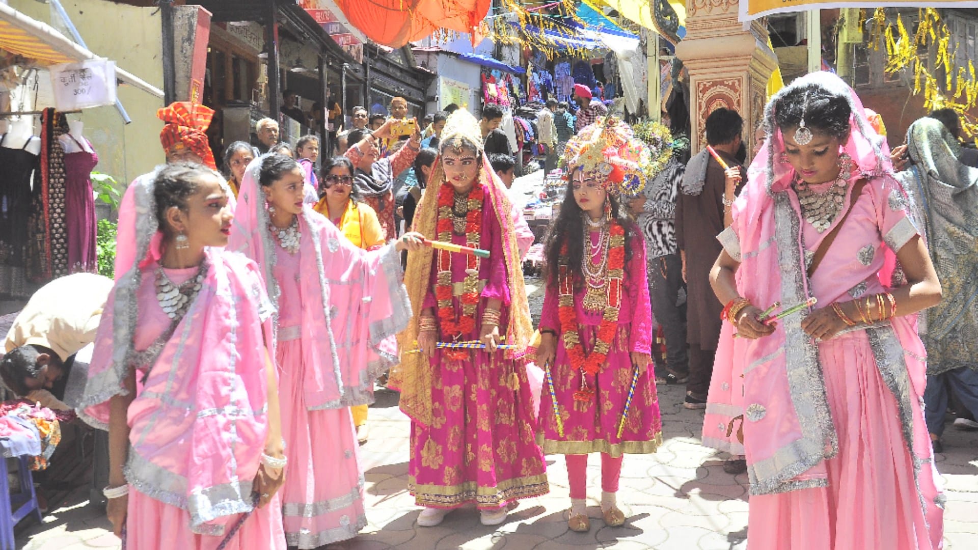 annual festival of Shri Krishna Janmashtami is being celebrated with great pomp on behalf of Sanatan Dharma Sa