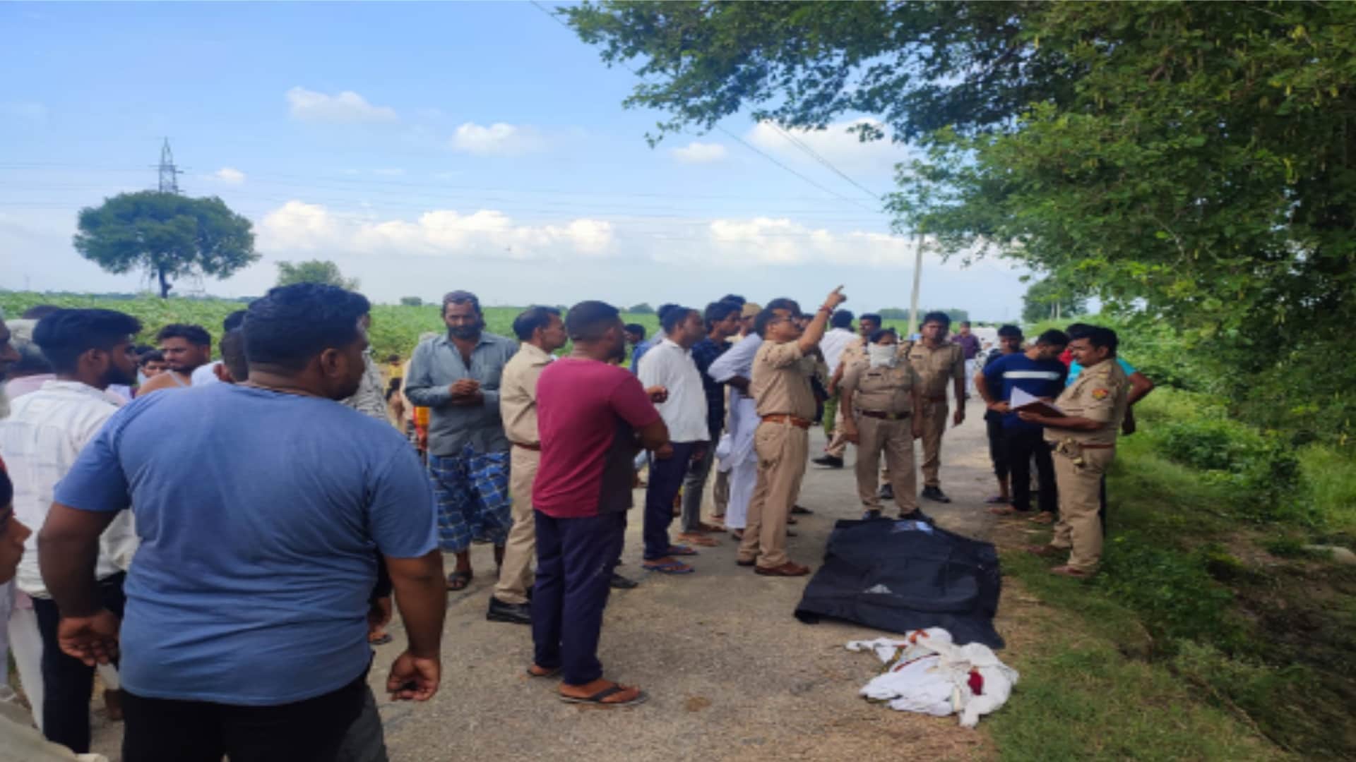 Wife and two daughters died in mobile dispute in Kharkhoda of Meerut and husband in police custody