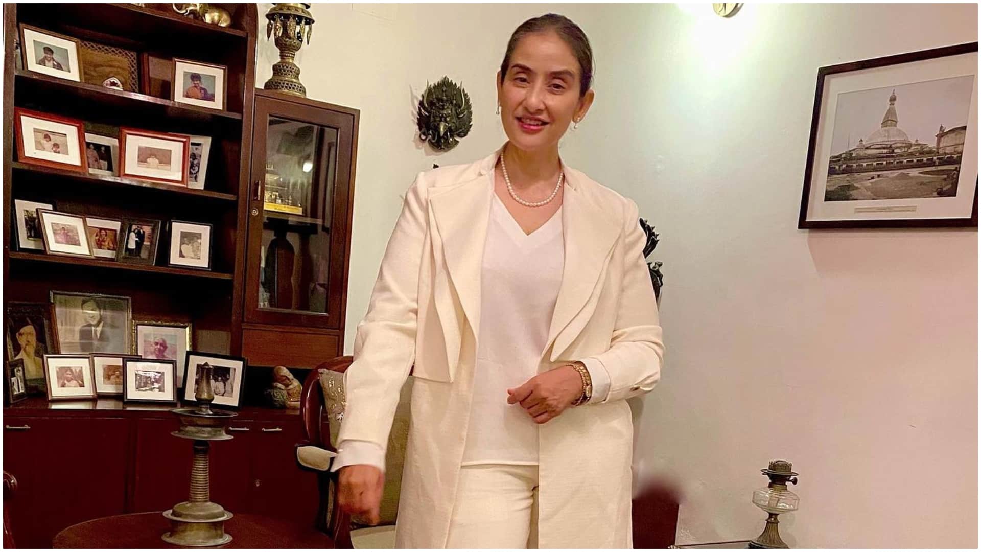 Manisha Koirala Birthday when director proposed actress on set of criminal film she publicly taught him lesson