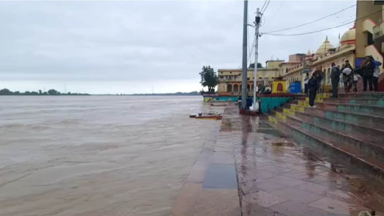 MP Weather Rain Live Updates Heavy Rainfall Alert in Madhya Pradesh River Flood Bhopal and Indore Monsoon News