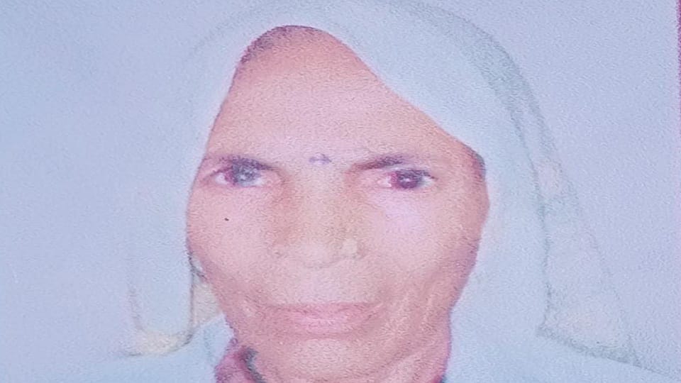 death of an old woman who fell from roof due to strong wind in Amroha