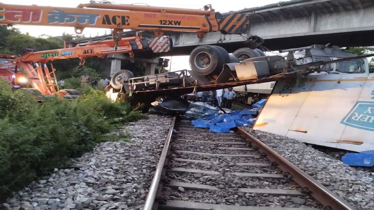 Milk van fell on railway track after breaking bridge railing rail traffic disrupted for four hours in rampur