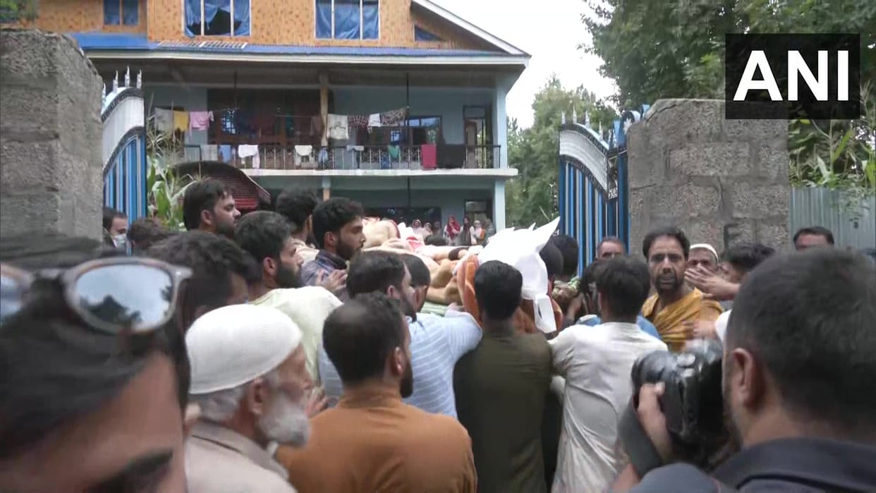 jammu One person dead one injured in firing by terrorists on civilians in Chotipora