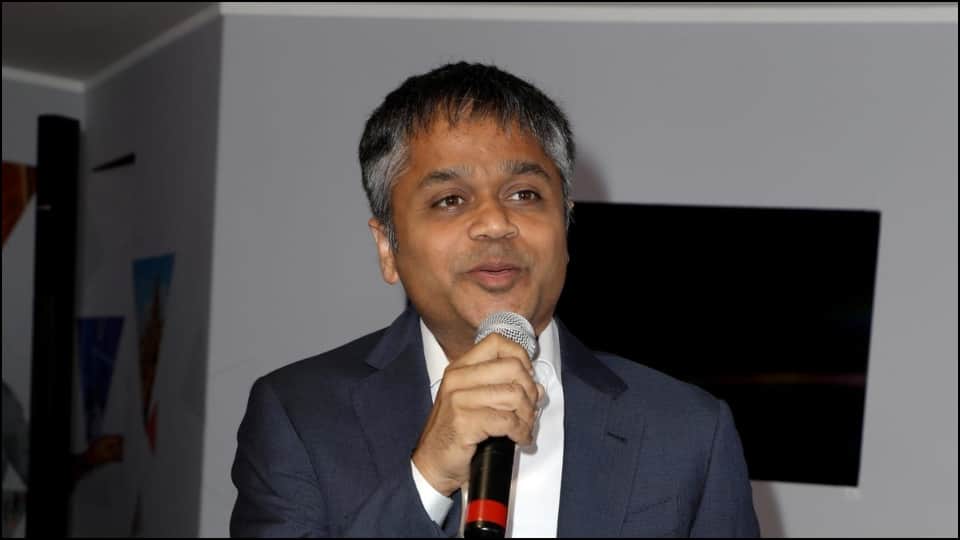 Viacome18 studios rubbishes report of distributors asking for compensation for film laal singh Chaddha