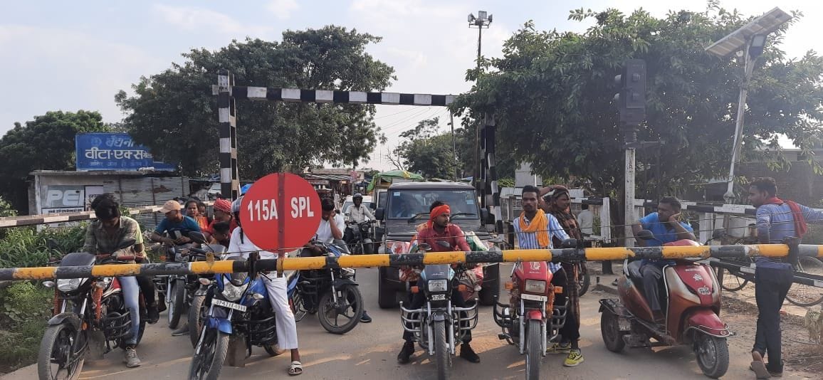 proposal to get rid of jam at 4 railway crossings