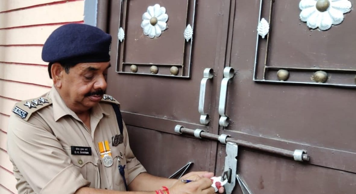 Property of Dhikouli gangster Mundar attached