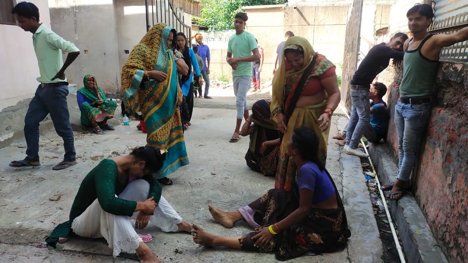 Big incident in Etah farmer going to the police station was murdered with an ax