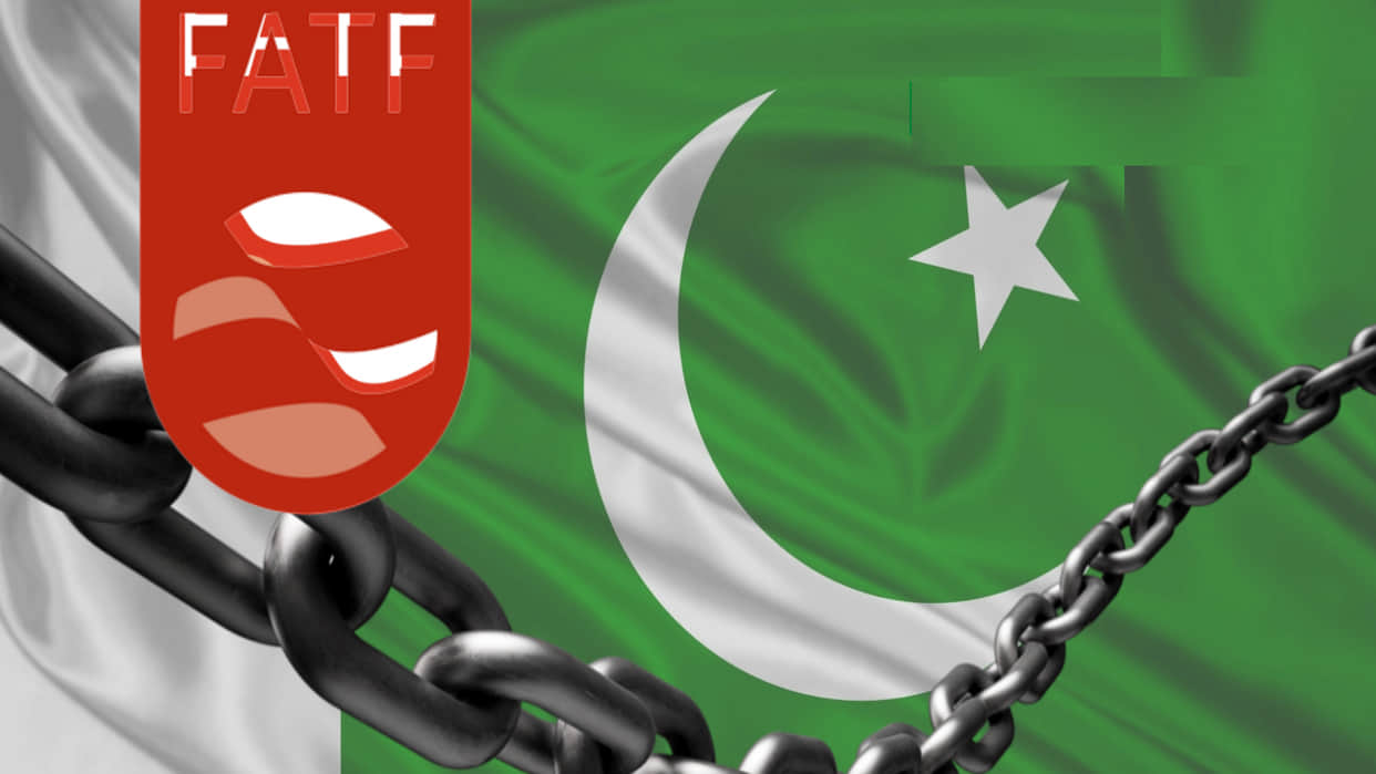 Pak mandates currency declaration by all int'l passengers to fulfil FATF condition