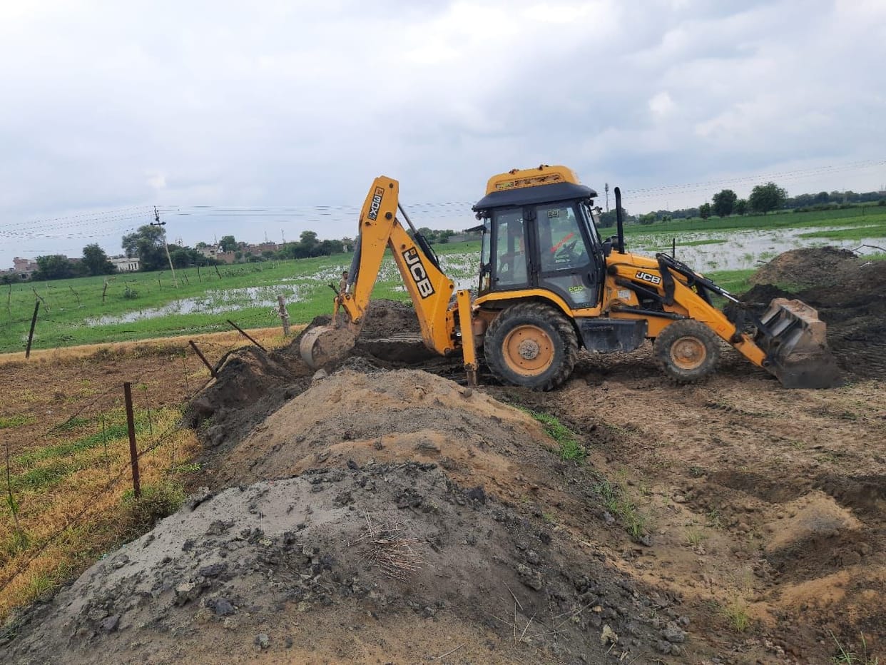 JCB operated on illegal colony in village Kanganpur