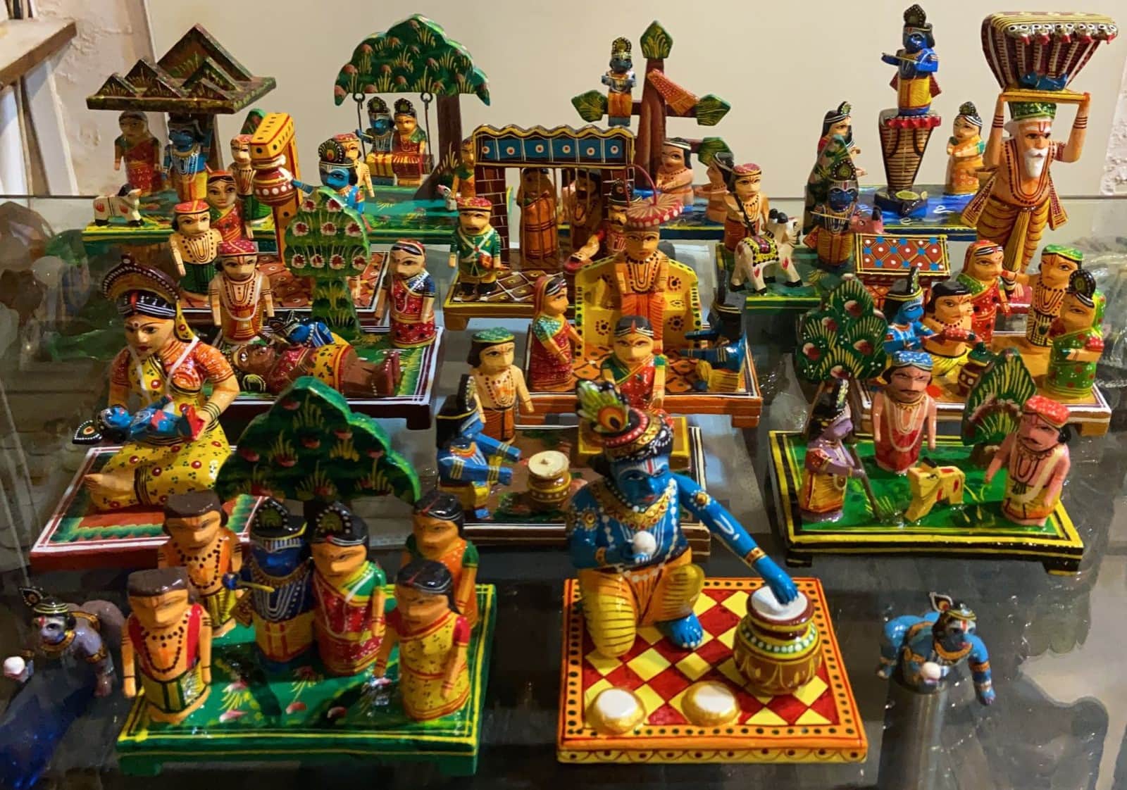 Krishna Janmashtami 2022 Lord Krishna will sit on bulldozer demand of Radha-Krishna of Kashi till abroad