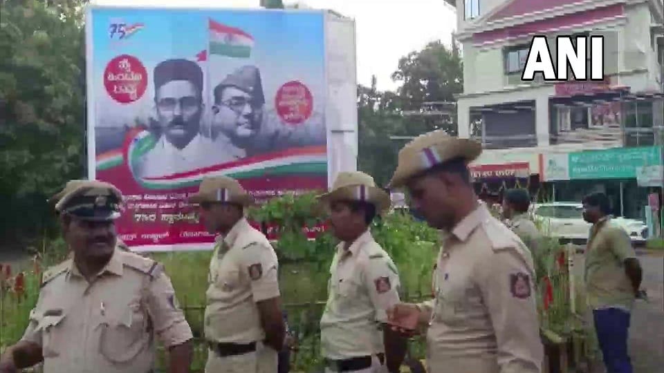 Congress in Udupi district requests police  to remove Savarkar posters With Subhash Chandra Bose