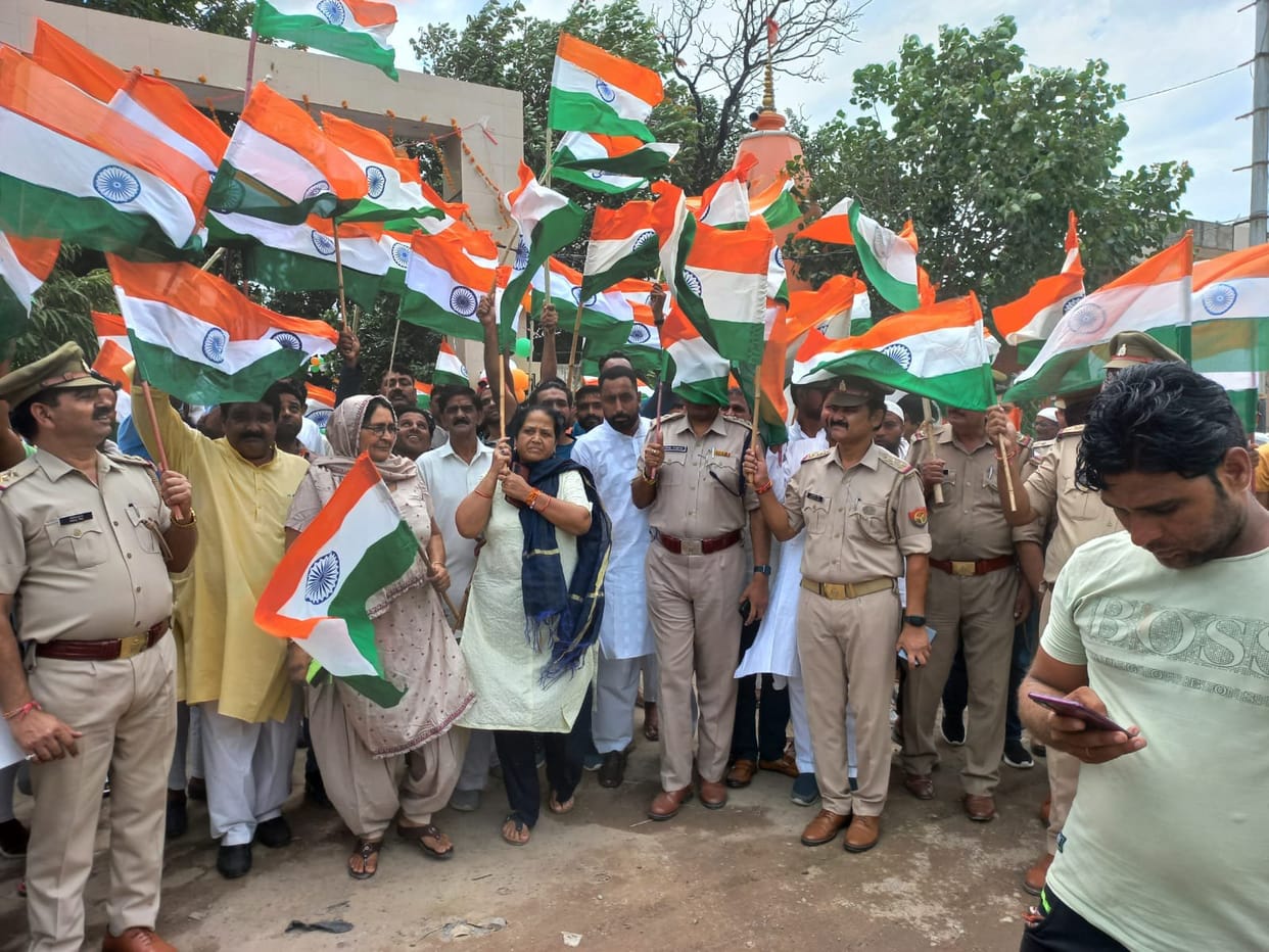 tricolor march taken out