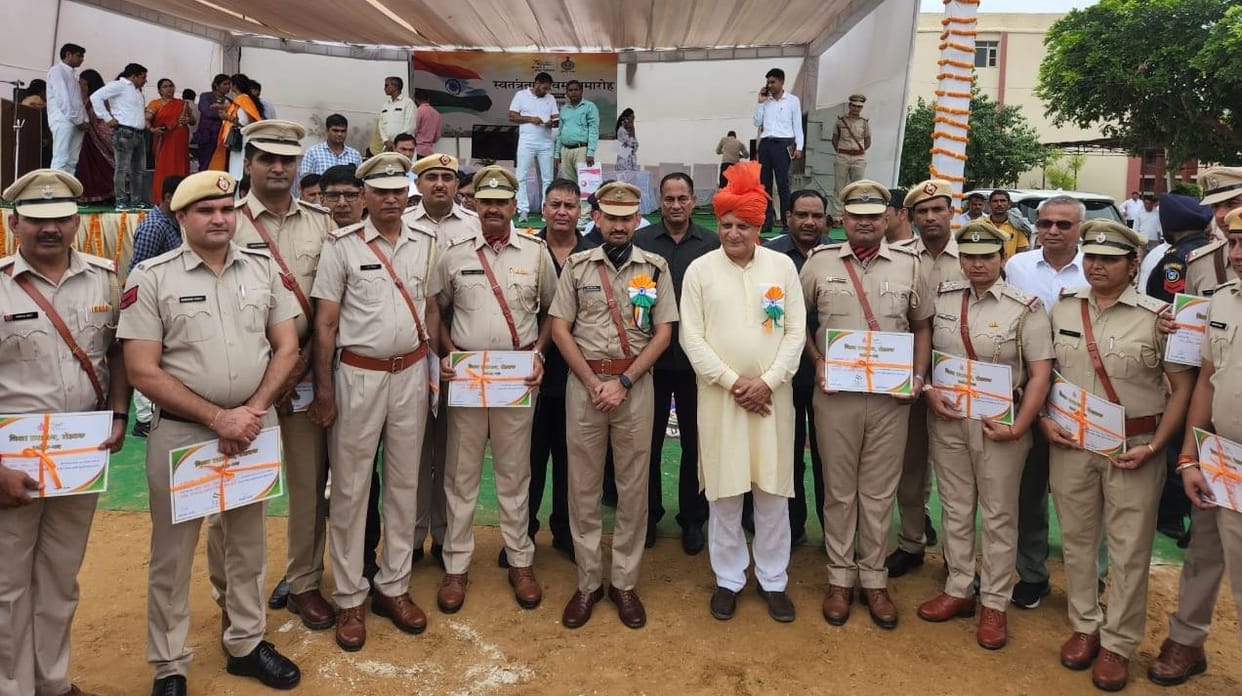 24 policemen honored on Independence Day