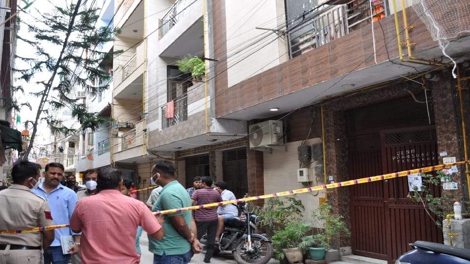 delhi police arrested the accused of killing two women in welcome area