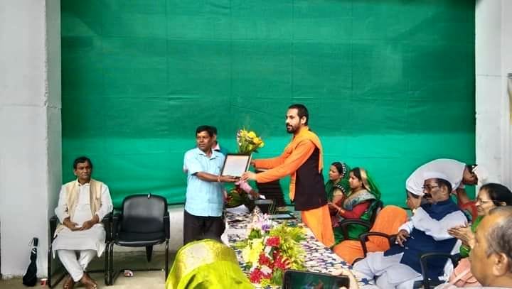 70 people honored for active contribution