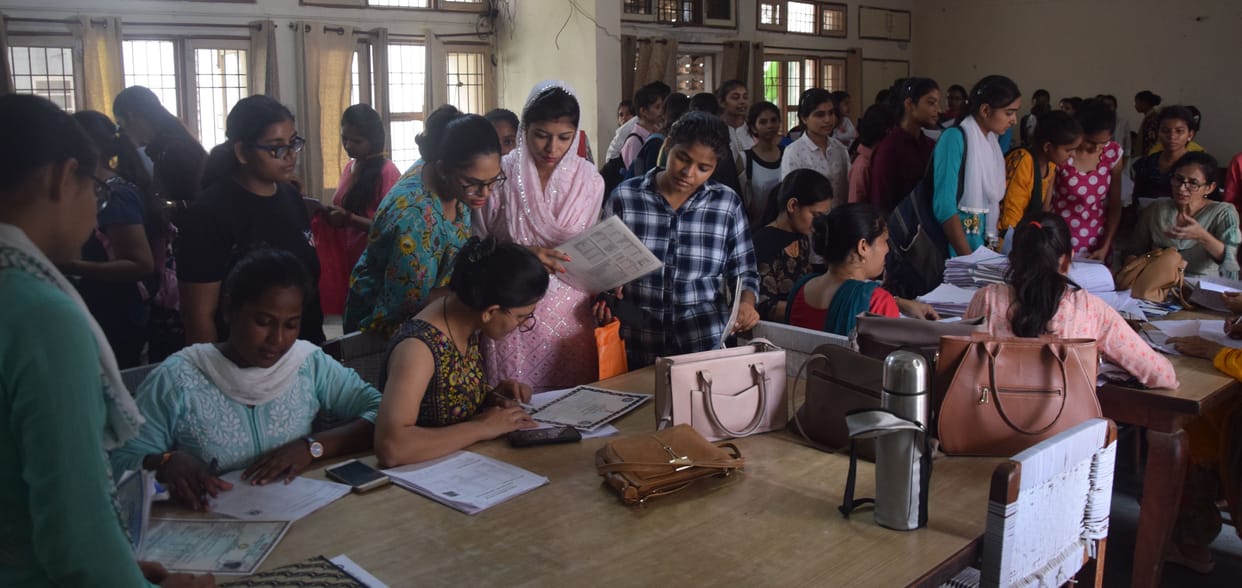 There was a fight for admission among the students coming in the first merit in the colleges