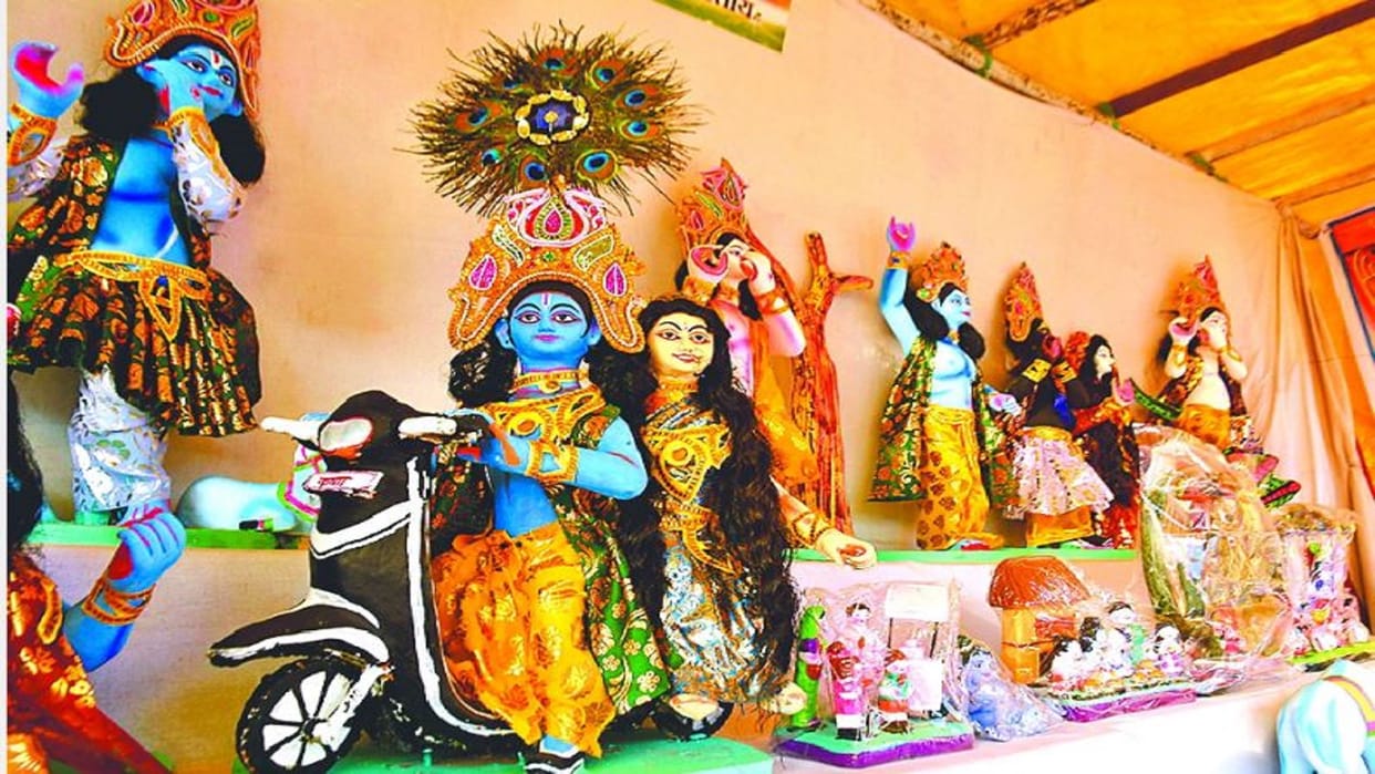 preparations for Janmashtami in market of varanasi many things are available for kanha