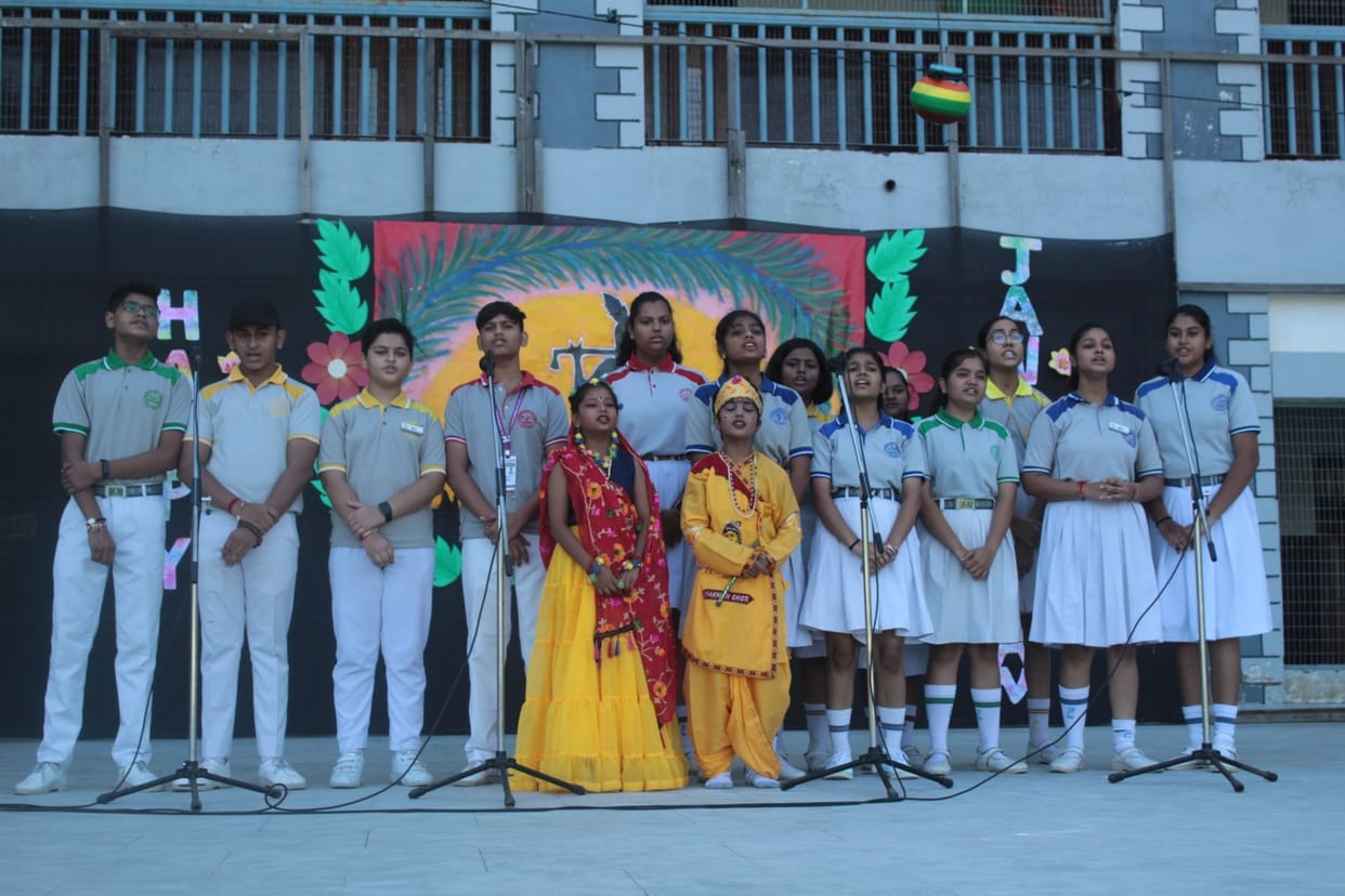 Hathras: Cultural program on Shri Krishna Janmashtami