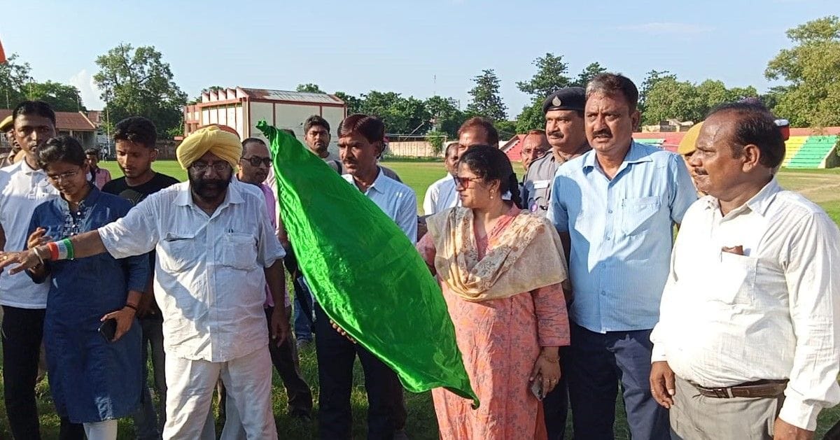 Tricolor rally was taken out from the stadium