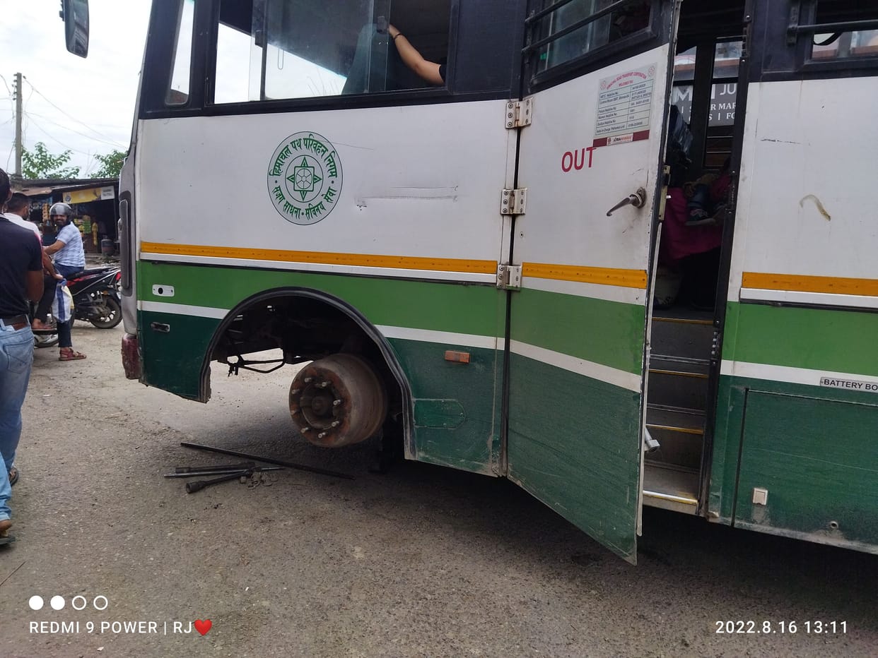 hrtc buses stoped due to technical fault