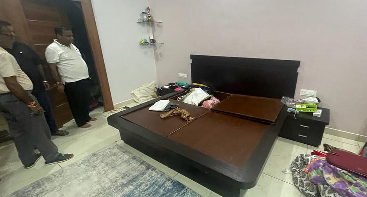 theft in BJP leader s brother Manish Chugh s house