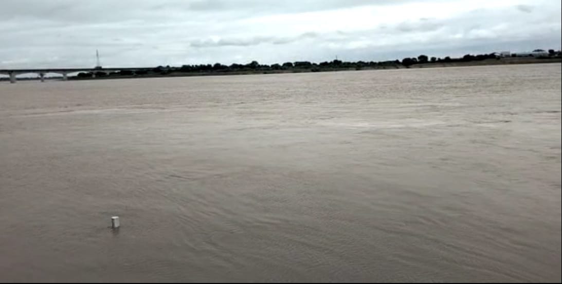 Yamuna and Betwa river in spate