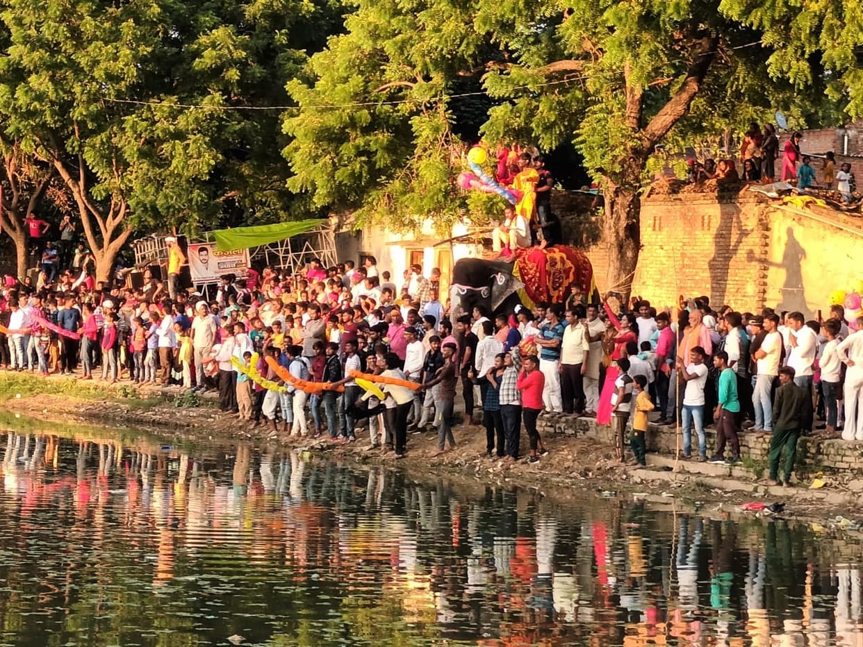 The procession returned without taking the bride