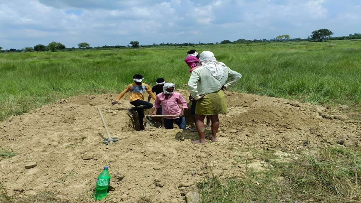 The dead body of woman was removed from the grave on the decision of the court