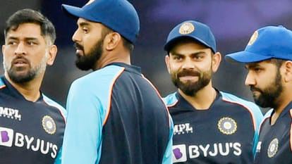 KL Rahul reply to reporter on MS Dhoni, Rohit Sharma question ahead of Zimbabwe ODI Series